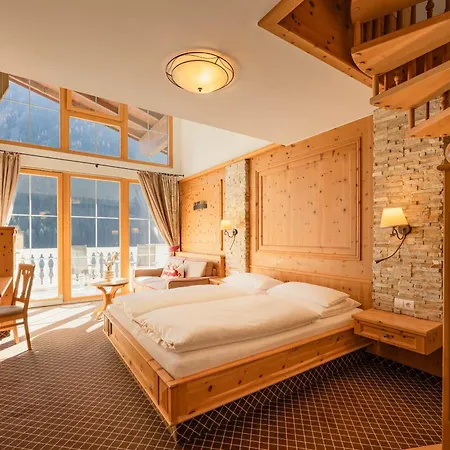 호텔 Familotel Kindl 4*