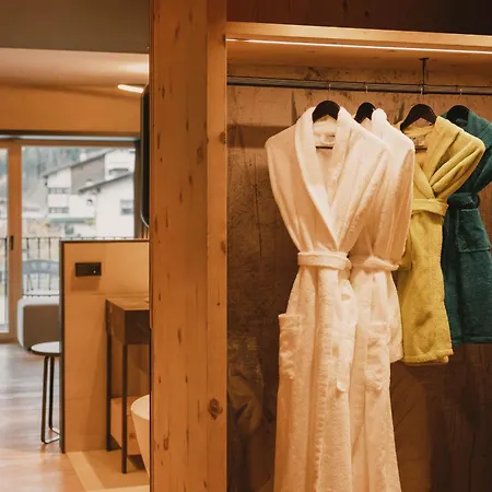 호텔 Familotel Kindl 4*